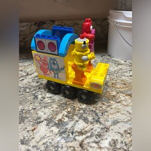 Yo Gabba Gabba Plex’s Tour Buggy Mega Bloks set 85006